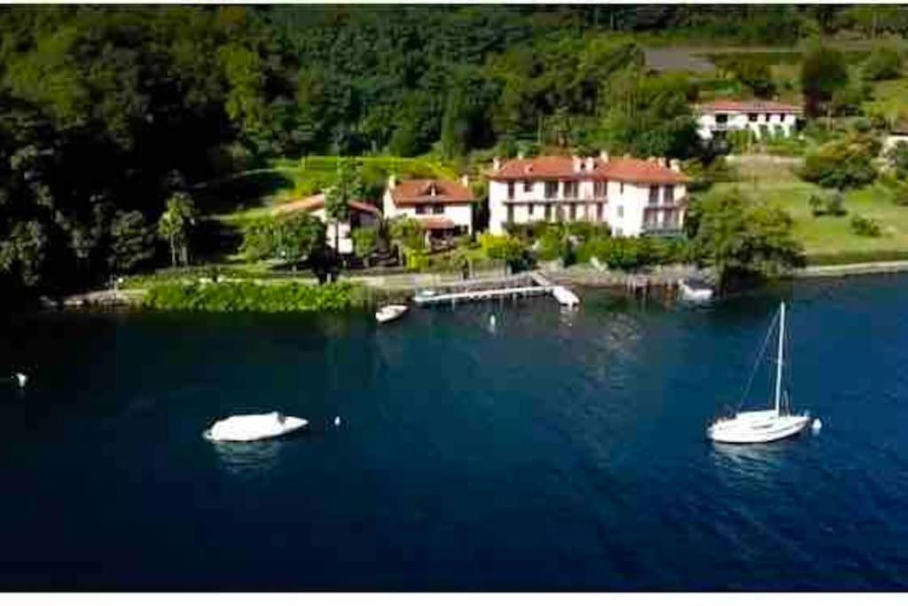 Villa Giardino Con Pontile Sul Lago D'Orta In Riva Orta San Giulio Extérieur photo