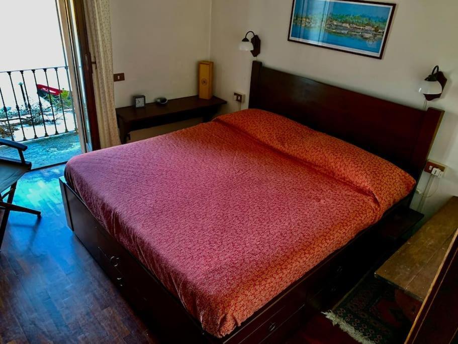 Villa Giardino Con Pontile Sul Lago D'Orta In Riva Orta San Giulio Extérieur photo