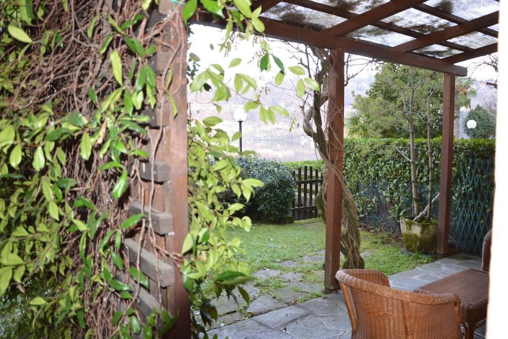 Villa Giardino Con Pontile Sul Lago D'Orta In Riva Orta San Giulio Extérieur photo