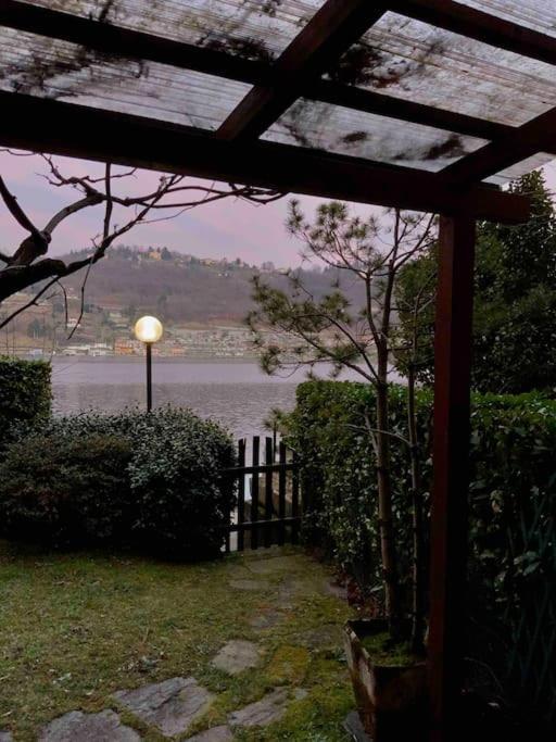 Villa Giardino Con Pontile Sul Lago D'Orta In Riva Orta San Giulio Extérieur photo