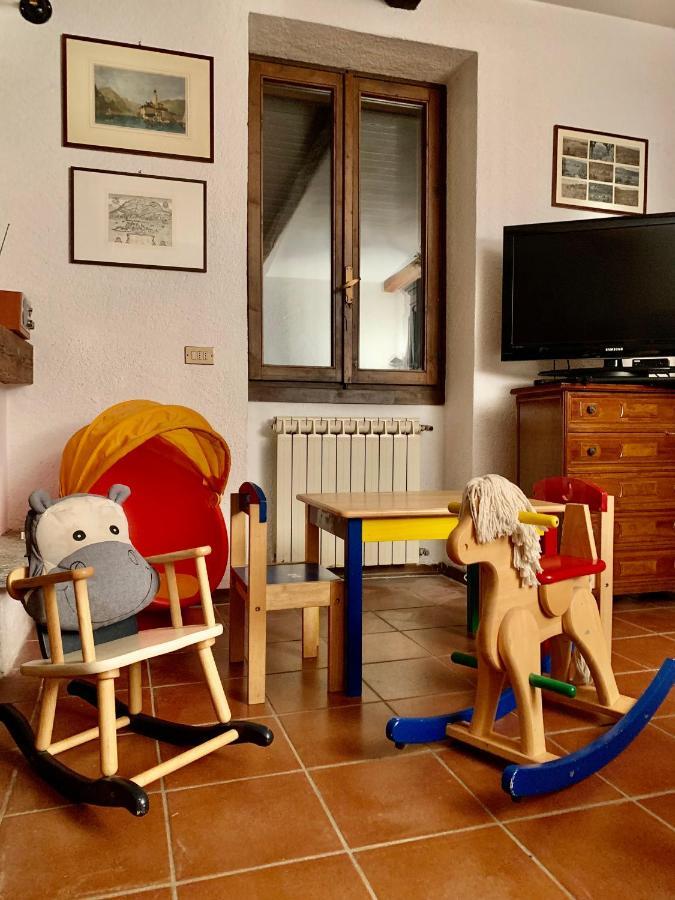 Villa Giardino Con Pontile Sul Lago D'Orta In Riva Orta San Giulio Extérieur photo